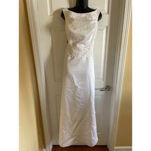 Classic Alfred Angelo Audrey Hepburn Style White Wedding Dress Pearl Beading